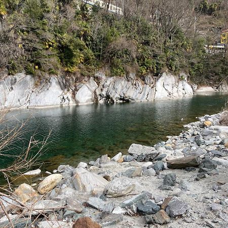 Blue River Лозоне Екстер'єр фото