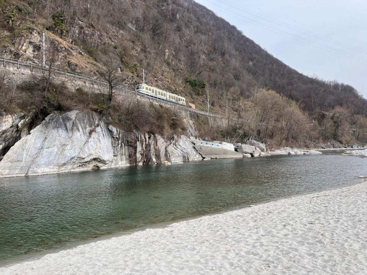 Blue River Лозоне Екстер'єр фото